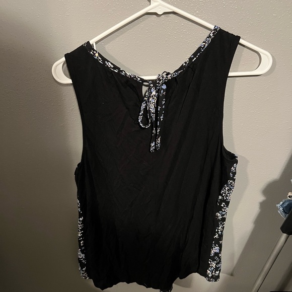 Floral tank top - Picture 2 of 2